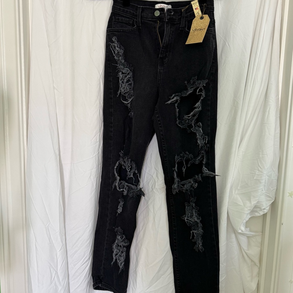 NWT Vibrant Miu Black Distressed Straight Leg Jeans